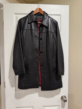 Nicole Miller 100% Leather Coat Ladies